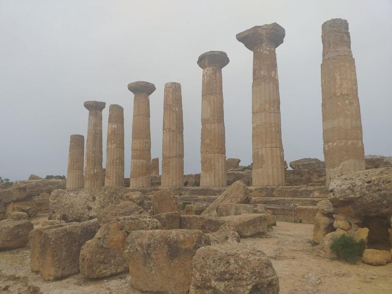 B&B Le Lumie "Il Cortiletto Del Centro" Agrigento Exterior foto