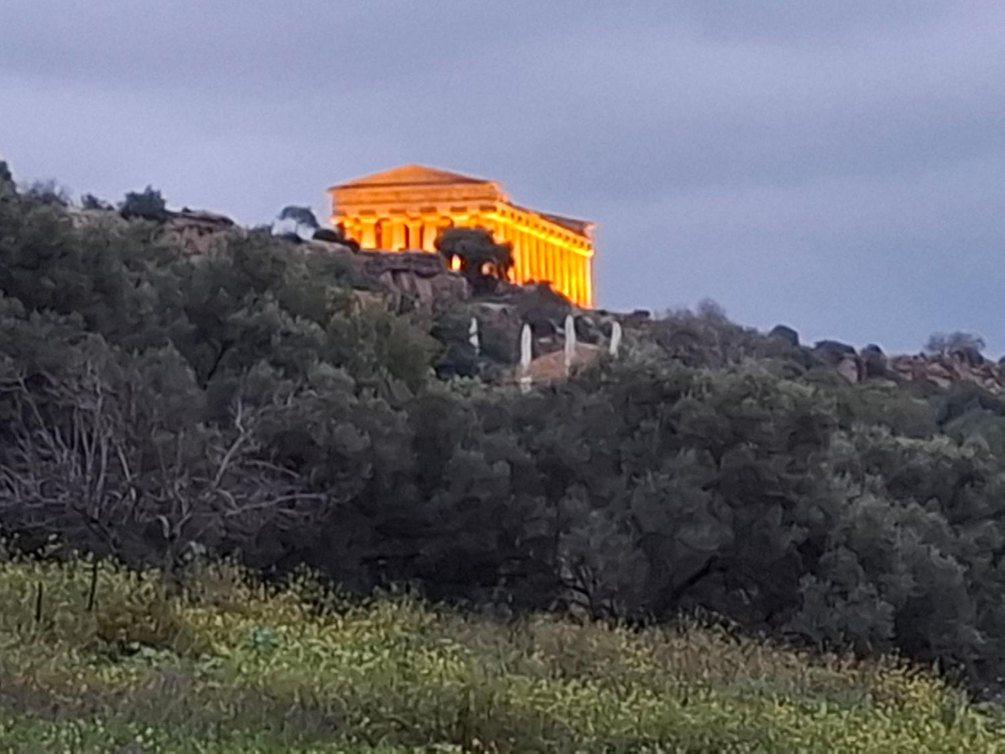 B&B Le Lumie "Il Cortiletto Del Centro" Agrigento Exterior foto