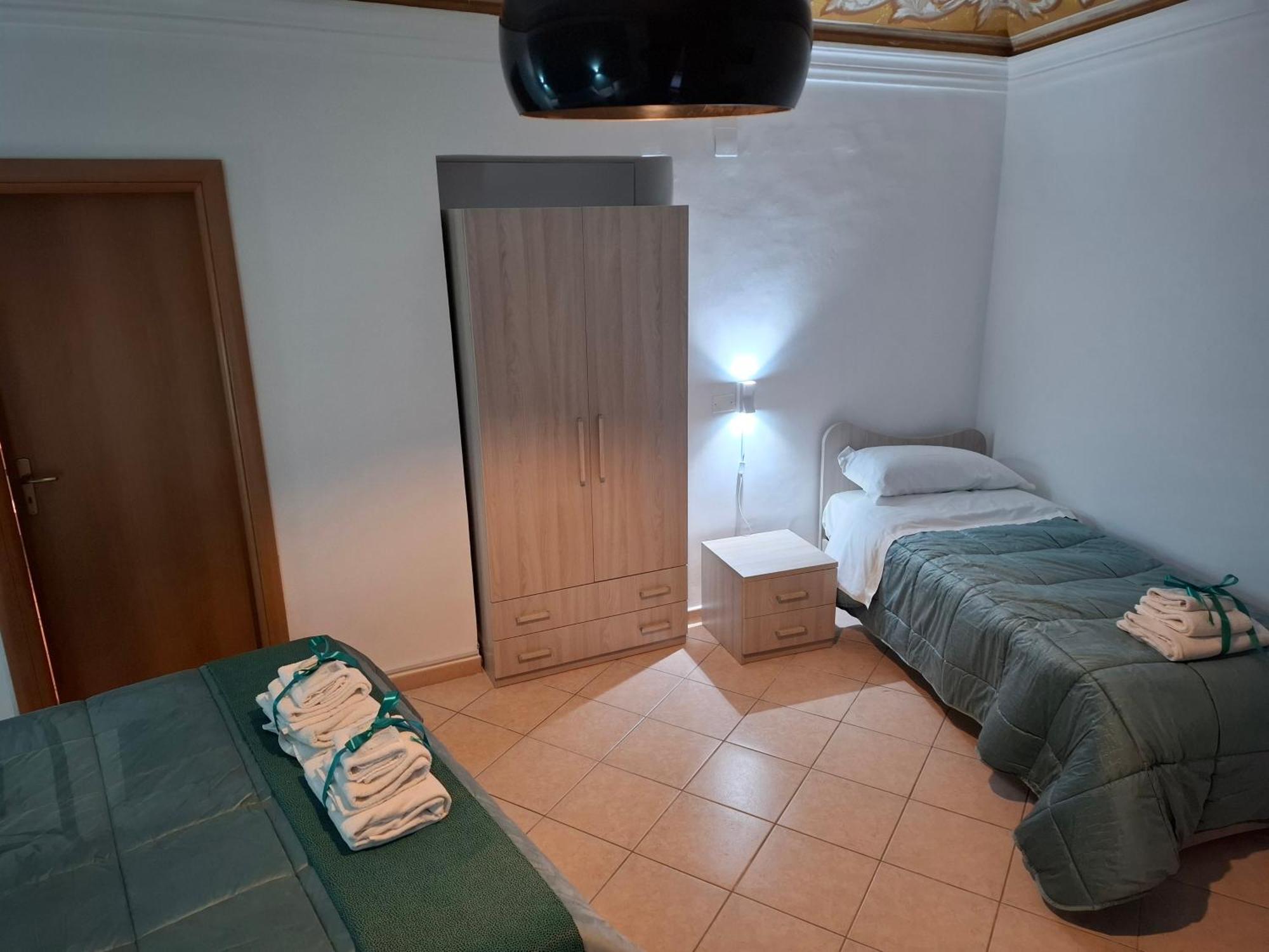 B&B Le Lumie "Il Cortiletto Del Centro" Agrigento Exterior foto